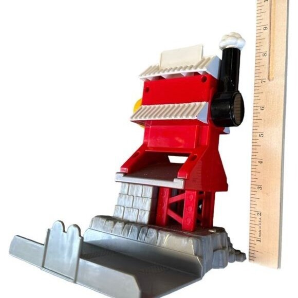 Geotrax Track Town Railway Pipe Works Building Train Accessory Toy - Picture 4 of 7